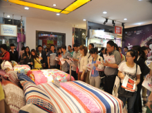 藍絲羽2012秋冬新品訂貨會圓滿落幕，家紡市場迎來新活力